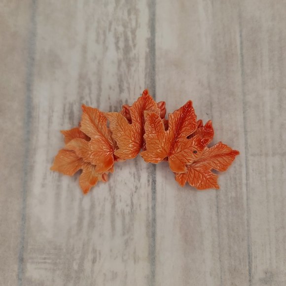 Vintage layered maple leaf pin brooch in light orange. 1960s Pinup Retro - Picture 4 of 5